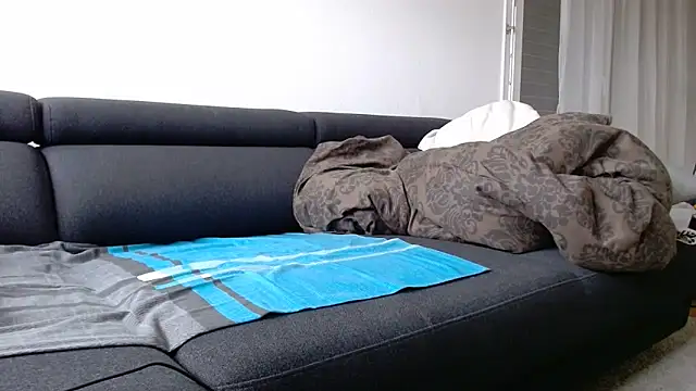 Hijuga online show from 11/02/25, 09:03