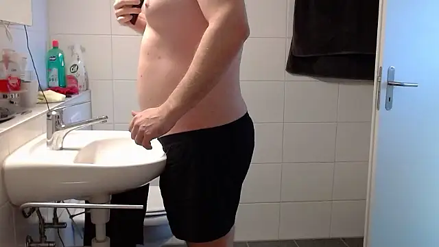 Hijuga online show from 10/12/25, 10:05