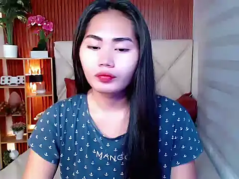 sluttyprincess0 online show from 11/21/25, 10:42