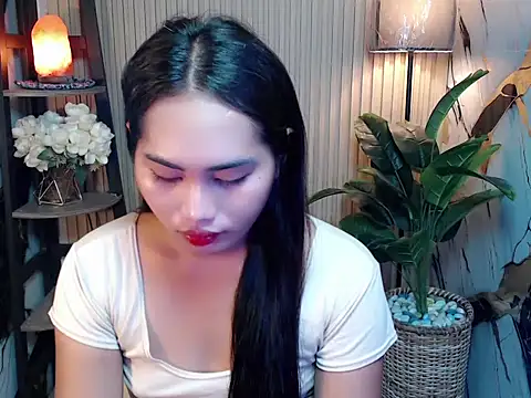 sluttyprincess0 online show from 02/05/26, 11:00