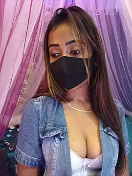Snapshot of Puja-baby chatting on 06/11/26, 07:00 Puja-baby online show from 06/11/26, 07:00