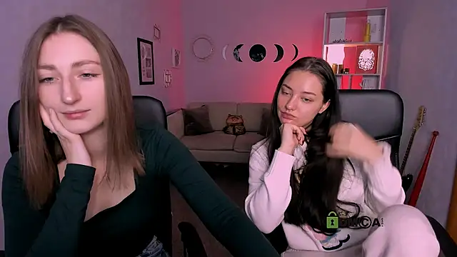 eva smiith  online show from 12/18/25, 06:40