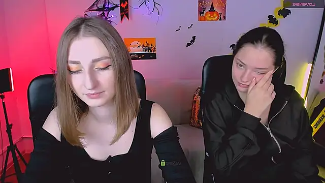 eva smiith  online show from 10/31/25, 07:16