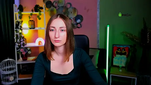 eva smiith  online show from 10/01/25, 05:45