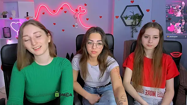 eva smiith  online show from 04/17/26, 05:54