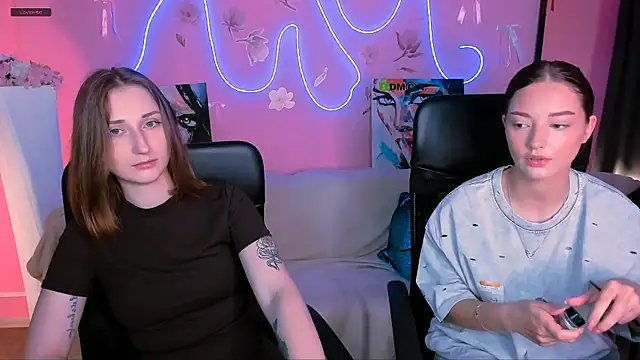 eva smiith  online show from 05/21/26, 05:49