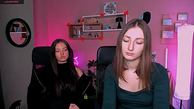 eva smiith  online show from 02/10/26, 06:56