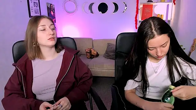 eva smiith  online show from 04/07/26, 05:42