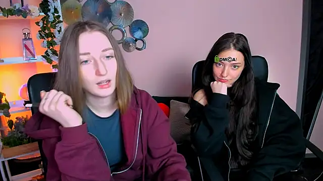 eva smiith  online show from 04/13/26, 05:55