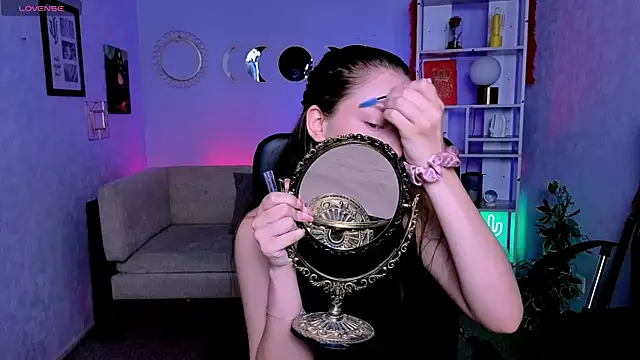 eva smiith  online show from 06/02/26, 05:40