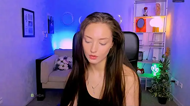 Snapshot of eva_smiith_ chatting on 06/22/26, 05:37 eva smiith online show from 06/22/26, 05:37