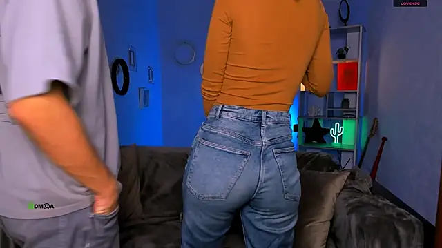 eva smiith  online show from 09/09/25, 05:50