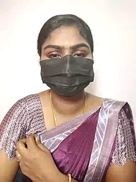 Snapshot of Tamil_Princess12 chatting on 10/15/25, 06:38 Tamil Princess12 online show from 10/15/25, 06:38