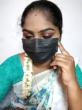 Snapshot of Tamil_Princess12 chatting on 06/16/26, 07:19 Tamil Princess12 online show from 06/16/26, 07:19