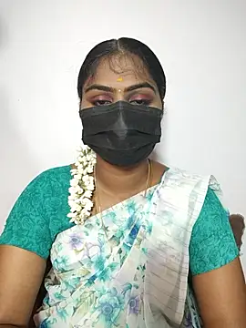 Snapshot of Tamil_Princess12 chatting on 01/09/26, 05:09 Tamil Princess12 online show from 01/09/26, 05:09