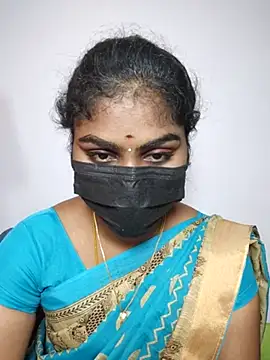 Snapshot of Tamil_Princess12 chatting on 10/01/25, 07:51 Tamil Princess12 online show from 10/01/25, 07:51