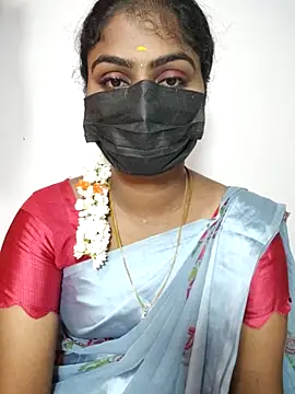 Snapshot of Tamil_Princess12 chatting on 02/01/26, 07:23 Tamil Princess12 online show from 02/01/26, 07:23