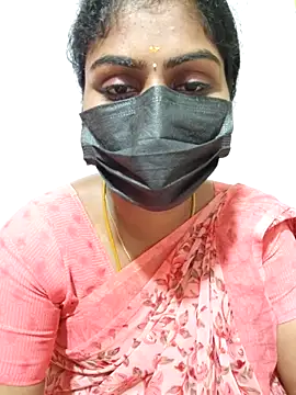 Snapshot of Tamil_Princess12 chatting on 09/19/25, 08:57 Tamil Princess12 online show from 09/19/25, 08:57