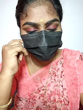 Snapshot of Tamil_Princess12 chatting on 09/28/25, 09:27 Tamil Princess12 online show from 09/28/25, 09:27