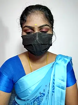 Snapshot of Tamil_Princess12 chatting on 10/17/25, 05:59 Tamil Princess12 online show from 10/17/25, 05:59