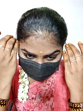 Snapshot of Tamil_Princess12 chatting on 07/19/26, 09:39 Tamil Princess12 online show from 07/19/26, 09:39