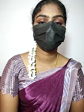 Snapshot of Tamil_Princess12 chatting on 10/08/25, 07:14 Tamil Princess12 online show from 10/08/25, 07:14