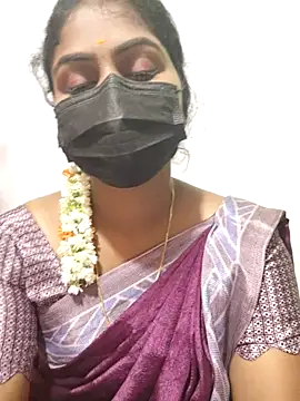 Snapshot of Tamil_Princess12 chatting on 07/18/26, 11:30 Tamil Princess12 online show from 07/18/26, 11:30