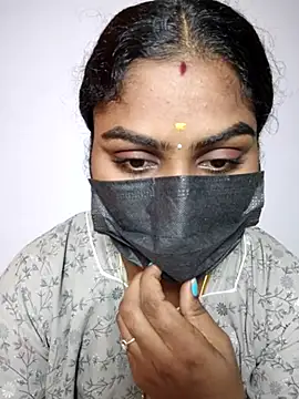 Snapshot of Tamil_Princess12 chatting on 09/20/25, 11:48 Tamil Princess12 online show from 09/20/25, 11:48