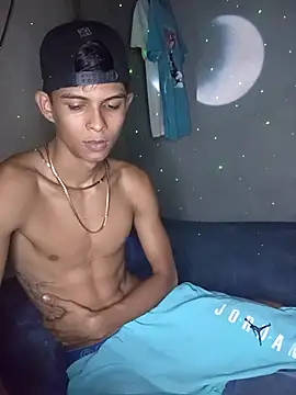 Snapshot of God_Eros_23cm chatting on 10/11/25, 04:46 God Eros 23cm online show from 10/11/25, 04:46