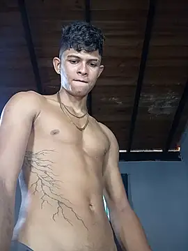 Snapshot of God_Eros_23cm chatting on 05/09/26, 01:25 God Eros 23cm online show from 05/09/26, 01:25