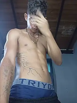 Snapshot of God_Eros_23cm chatting on 06/17/26, 12:59 God Eros 23cm online show from 06/17/26, 12:59