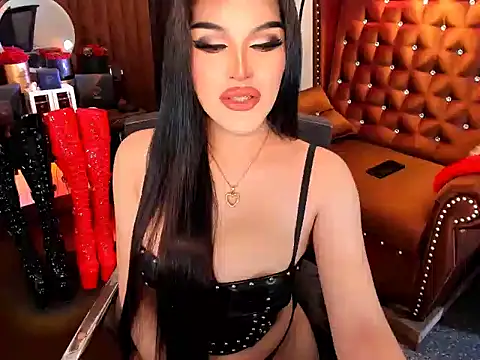 Snapshot of devongarcia chatting on 09/14/25, 04:24 devongarcia online show from 09/14/25, 04:24