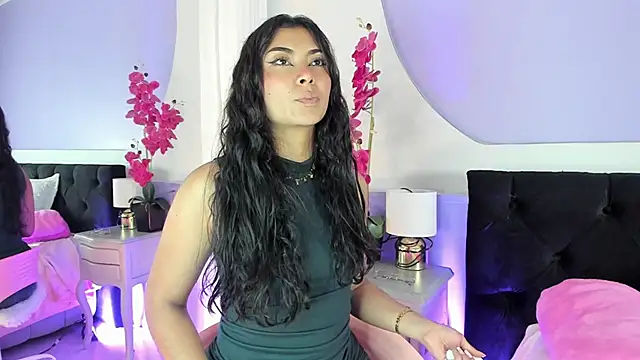 Snapshot of _HAANNAH_ chatting on 09/12/25, 07:57  HAANNAH  online show from 09/12/25, 07:57