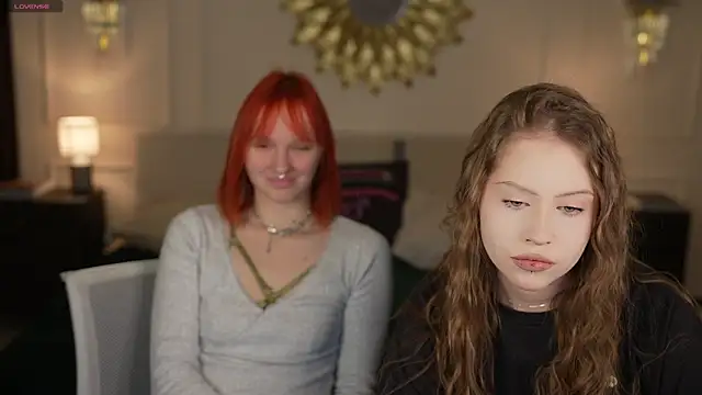 Esmie Smile online show from 02/26/26, 03:50