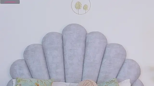 emma-conti2 online show from 04/14/26, 02:44