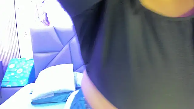 lulukawai16 online show from 04/11/26, 07:28