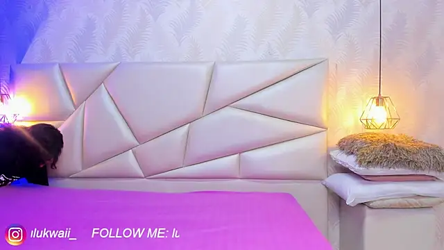 lulukawai16 online show from 12/15/25, 08:03