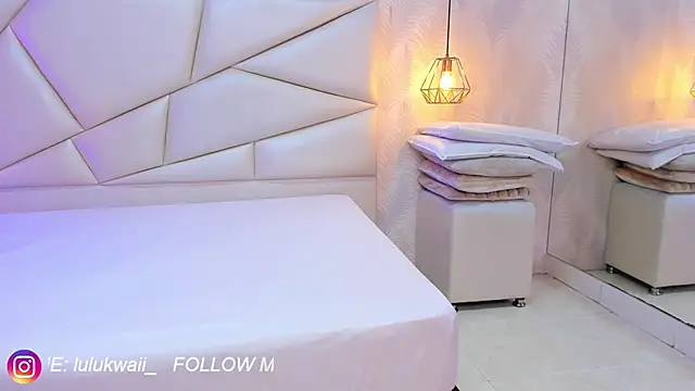 lulukawai16 online show from 11/18/25, 07:28