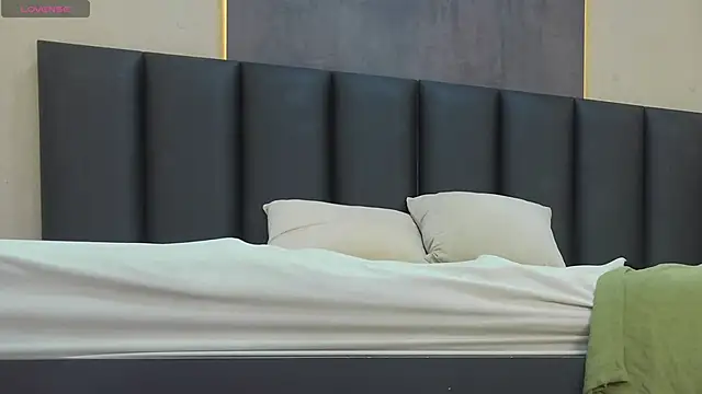 RiriiBrunette   online show from 04/07/26, 03:25