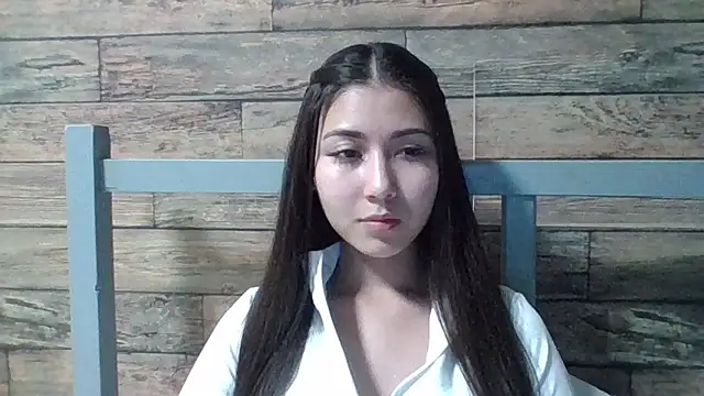 Virginia Hicks online show from 10/02/25, 07:17