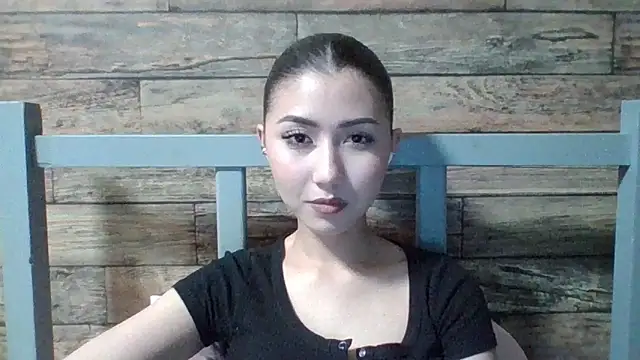 Virginia Hicks online show from 11/30/25, 08:53