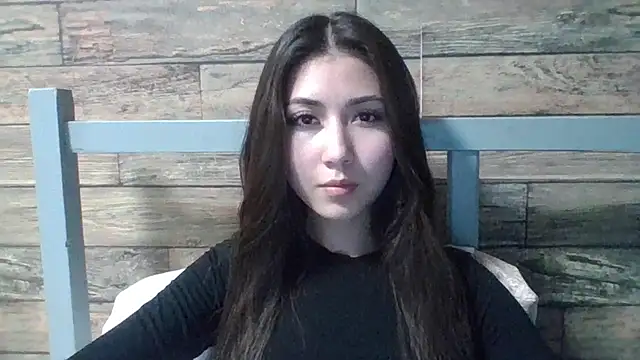 Virginia Hicks online show from 10/04/25, 06:09