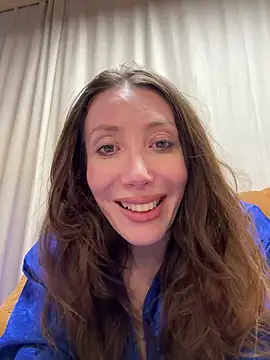 HellaryTourent online show from 01/12/26, 03:19