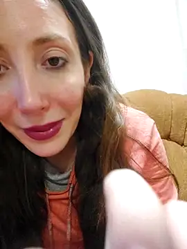 HellaryTourent online show from 01/14/26, 04:21