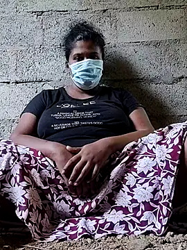 Snapshot of samadi18 chatting on 03/08/26, 04:38 samadi18 online show from 03/08/26, 04:38