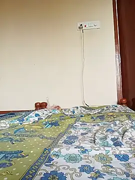 Snapshot of NISHU-TELUGU chatting on 11/11/25, 03:45 NISHU-TELUGU online show from 11/11/25, 03:45