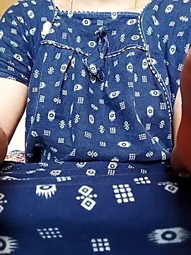 Snapshot of NISHU-TELUGU chatting on 11/13/25, 05:00 NISHU-TELUGU online show from 11/13/25, 05:00