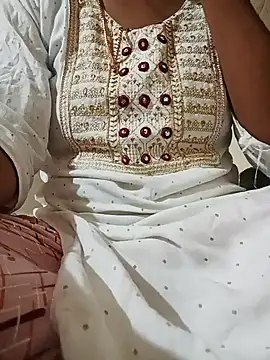 Snapshot of NISHU-TELUGU chatting on 09/15/25, 05:13 NISHU-TELUGU online show from 09/15/25, 05:13