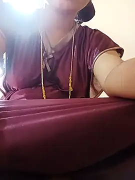 Snapshot of NISHU-TELUGU chatting on 09/25/25, 05:35 NISHU-TELUGU online show from 09/25/25, 05:35