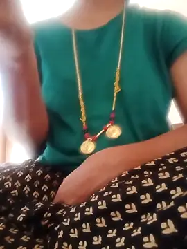 Snapshot of NISHU-TELUGU chatting on 11/08/25, 08:07 NISHU-TELUGU online show from 11/08/25, 08:07